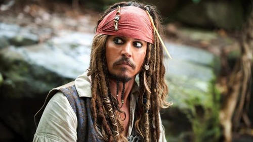 Quel est le nom du célèbre pirate qu'il incarne dans Pirates des Caraïbes ?