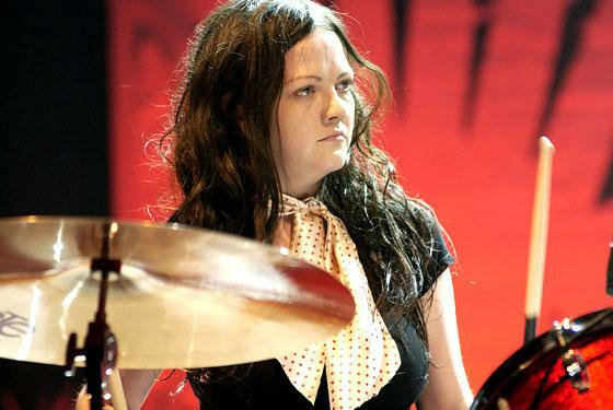 De quel groupe Meg White était-elle la célèbre batteuse ?