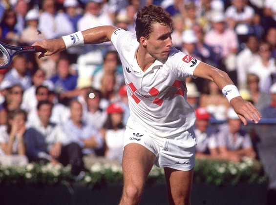 En demi-finale de l'Us Open en 1984 Ivan se qualifie pour la finale après avoir sauvé une balle de match. C'était contre qui ?