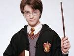 Quel mangemort n'a jamais essayé de tuer Harry James Potter ?