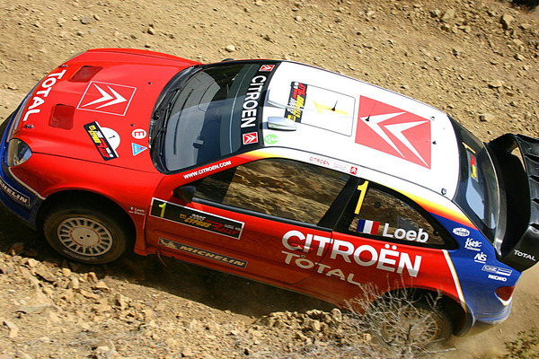Dans sa Citroën, qui est ce pilote français qui remporte son second (d'une longue série) titre de Champion du Monde de Rallye ?