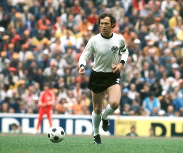 Quel était le surnom de Franz Beckenbauer, capitaine de l'équipe de foot d'Allemagne dans les années 80 ?
