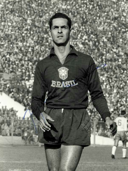 Gilmar fait également partie de l'effectif brésilien Champion du Monde en 1962.