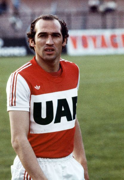 Où l'argentin Carlos Bianchi évoluait-il avant de rejoindre Reims en 1973 ?
