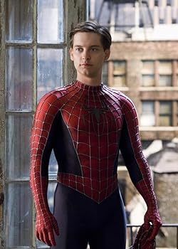 Comment s'appelle l'acteur qui incarne Spider-Man dans le film éponyme de 2002 ?