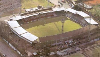 Il était de 1934 à 1996, le stade de l'Ajax. Il s'agit de ?