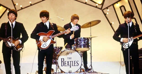 De combien de membres était composé le groupe des Beatles ?