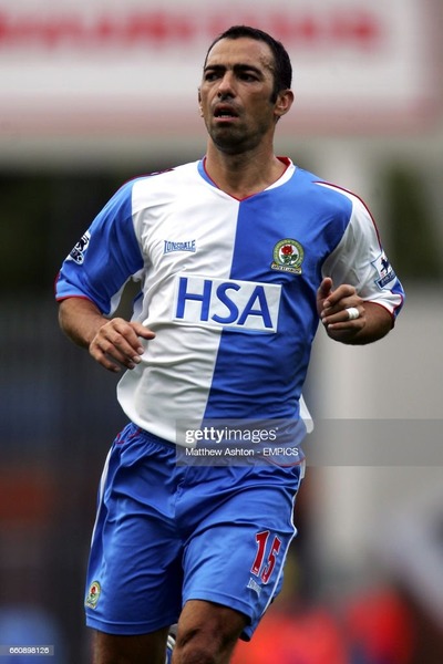 A l'été 2004 il rejoint Blackburn Rovers qui sera son dernier club professionnel.