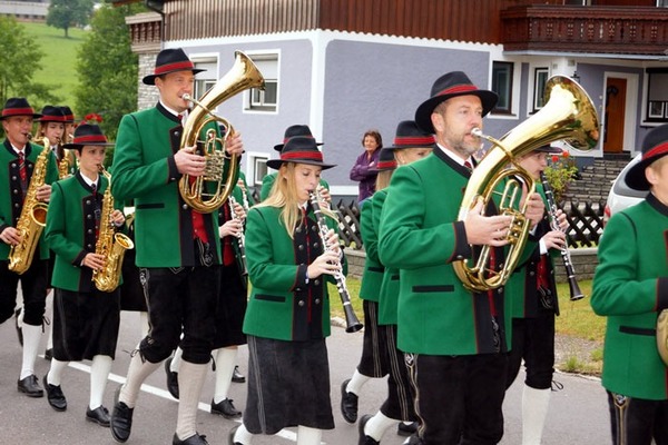 Quel est le nom français de l'Hymne national autrichien ?