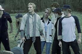 Sur quelle chanson de Muse les Cullen jouent-ils au baseball ?