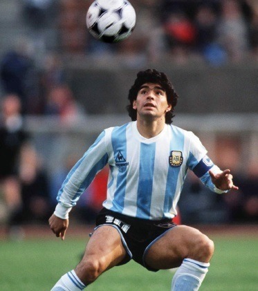 Quel était le surnom de Diego Armando Maradona ?