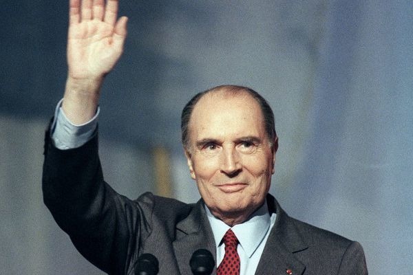 Quand François Mitterrand fut-il élu président de la France pour la première fois ?