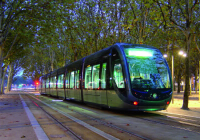 La France et les déplacements : Laquelle de ces villes ne possède pas de tramway ?