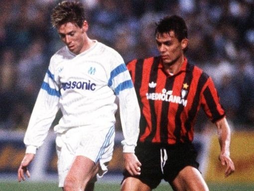 Laquelle de ces légendes, Paolo Maldini n'a-t-il jamais affronté sur un terrain en match officiel ?