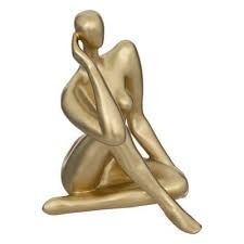 En quoi est faite la statue érigée à l'éfigie de Lord Cassius ?