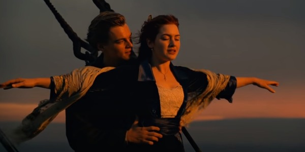 1997 : Titanic deviens un des plus gros succès du cinéma, l'histoire se passe sur...?