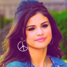 Hangisi Selena Gomezin sarkilarindan biri degildir ?