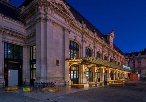 Comment s'appelle la gare principale de Bordeaux ?