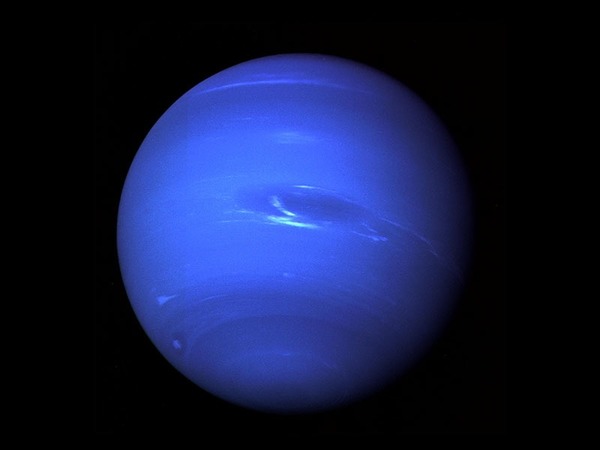 En quelle année a eu lieu la première exploration de Neptune ?