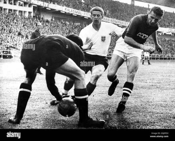 L' Angleterre est éliminée au premier tour de la Coupe du Monde de 1958 à la suite d'un match d'appui contre.....