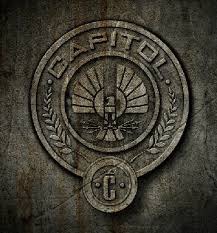 Combien y a-t-il de districts qui participent aux Hunger Games ?