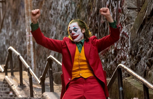 Qui se cache sous le maquillage du Joker, dans ce gros succès de l'année ?