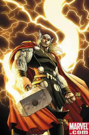 Que porte Thor dans sa main ?