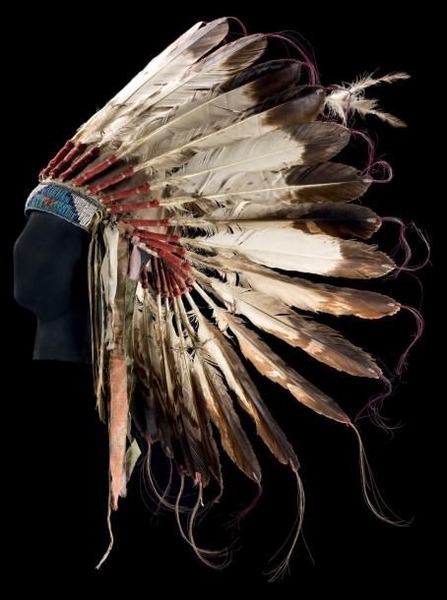 Les amérindiens en portent (Sioux sur la photo) ?