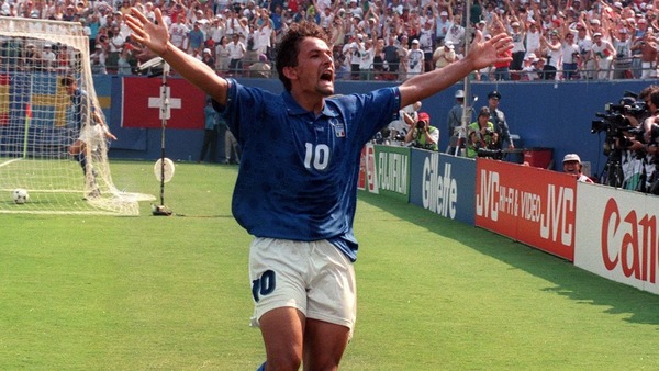 Contre quelle équipe Roberto Baggio inscrit-il un doublé en demi-finales de ce Mondial 94 ?