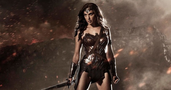 Qui Wonder Woman va-t-elle sauver d'un attentat ?