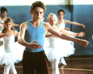"Billy Elliot" va être le film qui va lancer sa carrière alors qu'il n'avait que 14 ans.