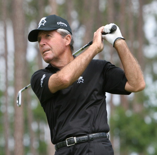Qui est cette légende du golf ?