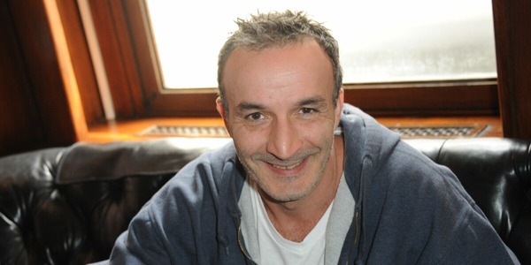 De qui Pascal Sellem était-il le célèbre complice de Caméras Cachées ?