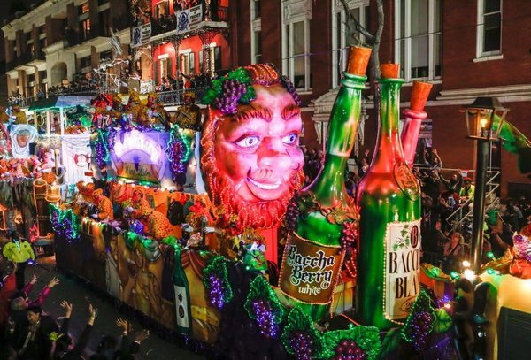 Un album de Paul Simon s'appelle Mardi-Gras, en référence à la ville américaine qui désigne son carnaval sous ce nom français