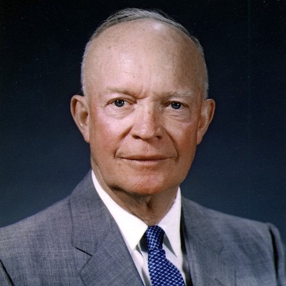 Le président américain Dwight D. Eisenhower a supervisé le cessez-le-feu au Vietnam.