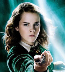 Comment se nomme la jeune fille dans Harry Potter ?