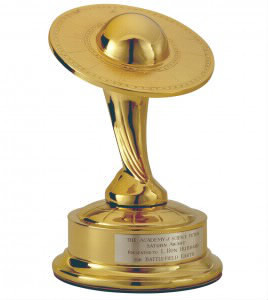En quelle année a-t-elle été nommée Saturn award ?