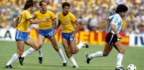En Football, le Brésil et l'Argentine ne se sont jamais affrontés en finale de Coupe du Monde.