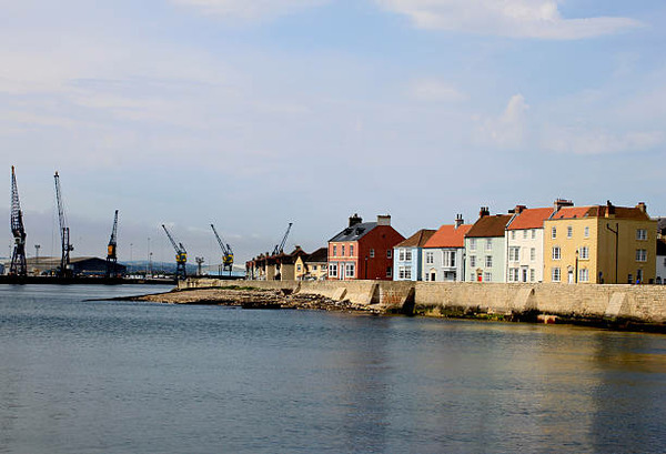Combien y a-t-il d'heures en voiture pour aller de Hartlepool à Leeds ?