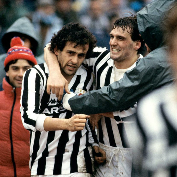 Quelle est la particularité de la victoire de la Juventus sur Liverpool en 1984 ?