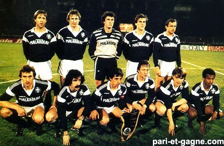 1985 : Quelle équipe a éliminé les Girondins de Bordeaux en demi-finale de la LDC ?