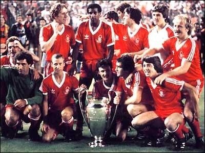 Quel est ce club anglais qui remporte 2 finales consécutives en 1979 et 1980 ?