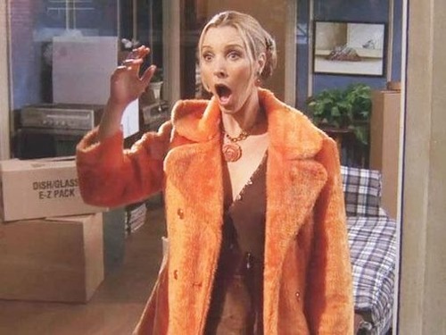 Que dit Phoebe après avoir découvert que Chandler et Monica couchent ensemble ?
