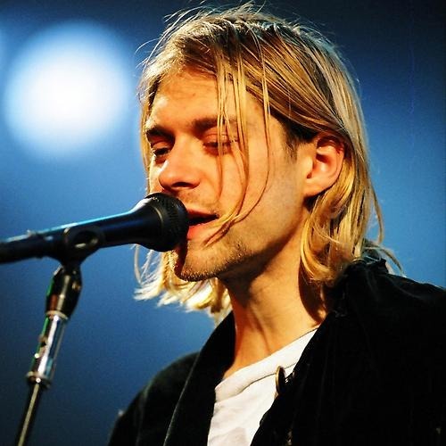 Kurt Cobain nous quitte le 5 avril. De quel groupe était-il le célèbre leader ?