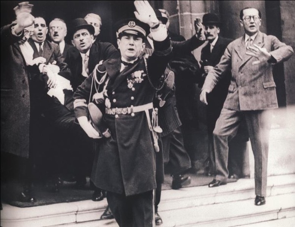 Le 6 mai 1932, moins d'un an après son investiture, le 14e président de la République française, Paul Doumer, est victime d'un attentat : il reçoit deux balles et décède le lendemain. Qui sera guillotiné pour cet assassinat ?