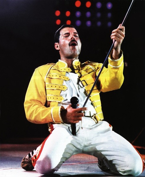 Dans quel endroit Queen n'a-t-il pas joué lors de son célèbre "Magic Tour" de 1986 ?