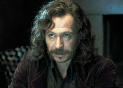 Comment se fait appeler Sirius Black par Harry ?