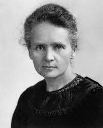 Première femme à avoir reçu le prix Nobel et, à ce jour, la seule femme à en avoir reçu deux, Marie Curie était une scientifique d'origine...