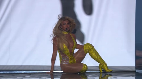 A quelle occasion, Britney dansait dans cette tenue ?