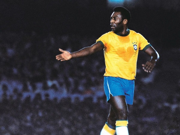Quel est l'unique club brésilien de la carrière de Pelé ?